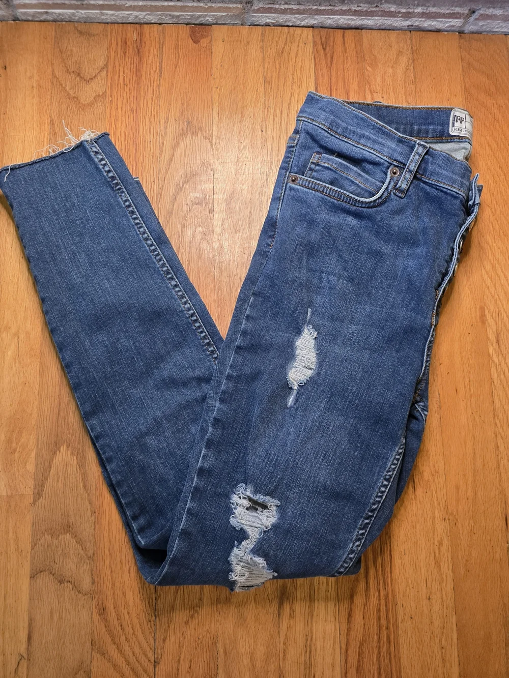 Free People Button Fly Skinny Jeans Distressed Raw Hem Women's W29